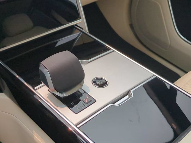 New 2026 Land Rover Range Rover SE AWD/4WD image 9