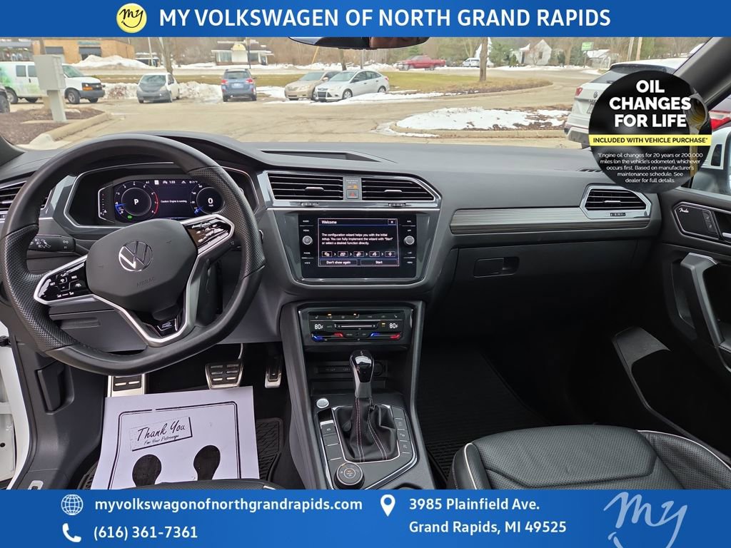 Used 2022 Volkswagen Tiguan SEL R-Line image 13