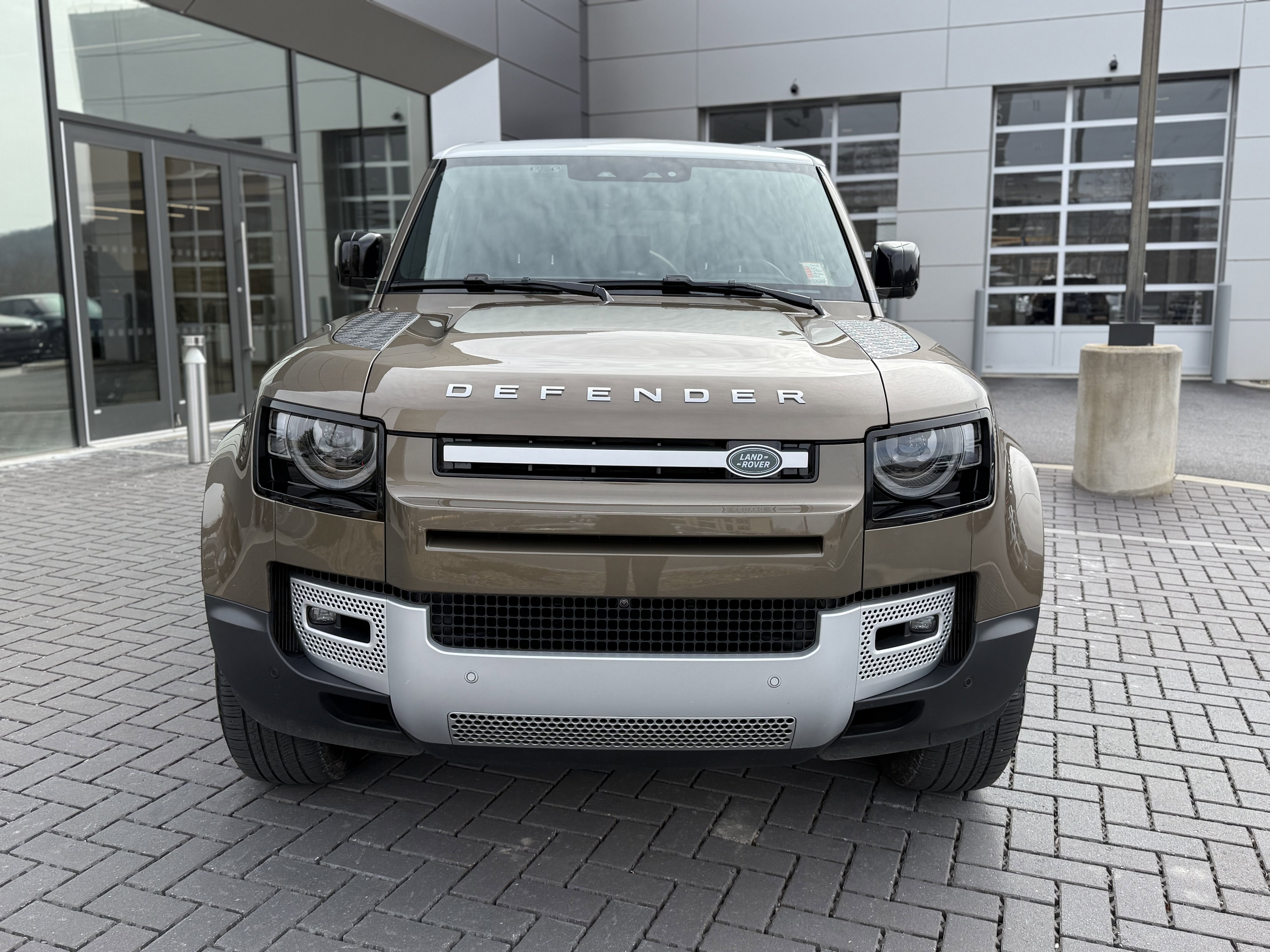 Certified 2025 Land Rover Defender 110 S AWD/4WD image 2
