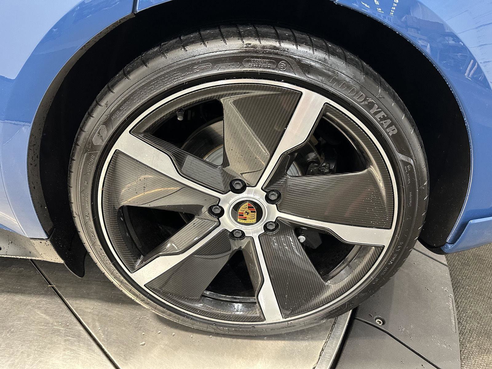 Certified 2024 Porsche Taycan 4S AWD/4WD image 12