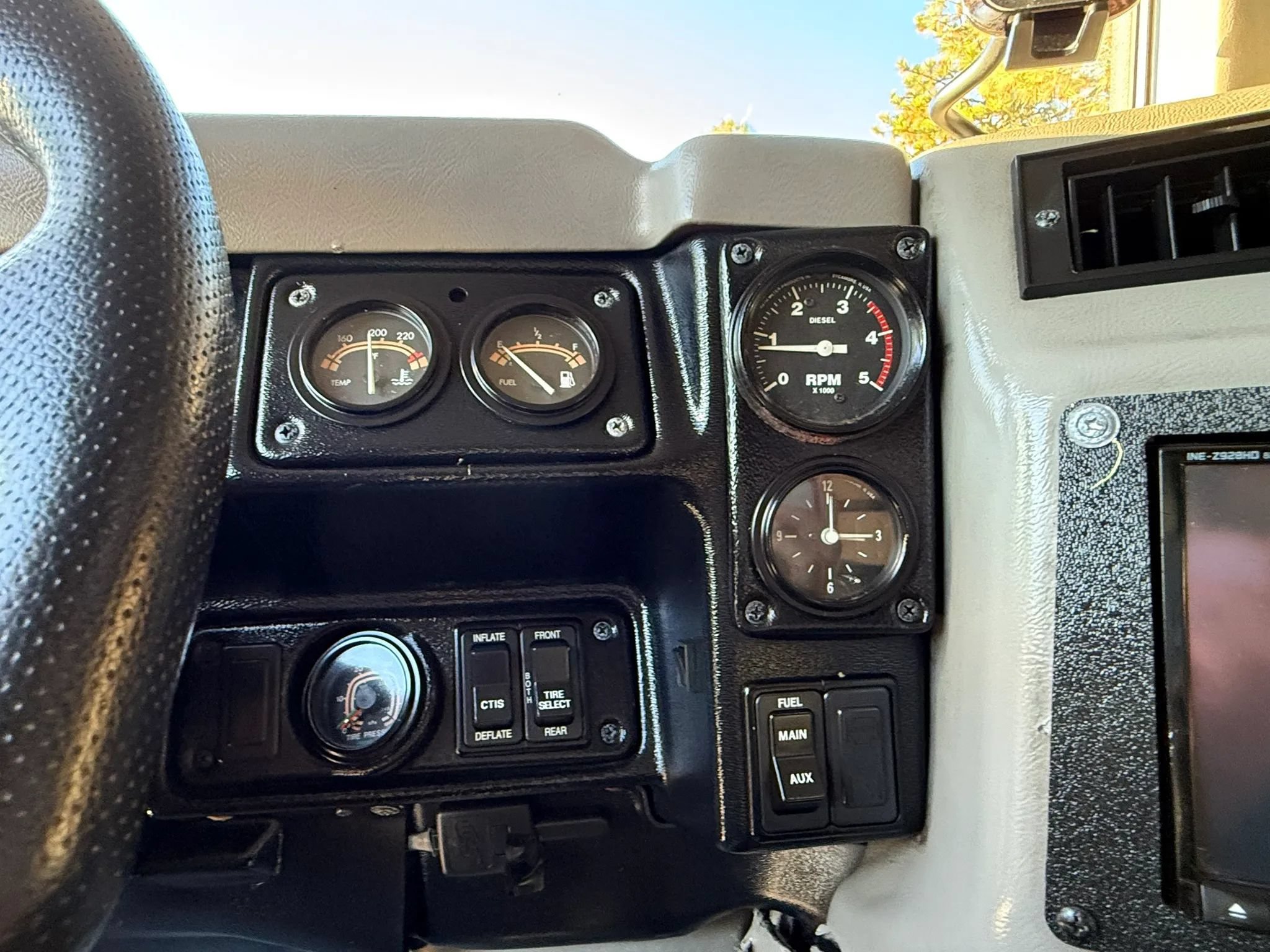 Used 1997 HUMMER H1 4-Door Wagon AWD/4WD image 22