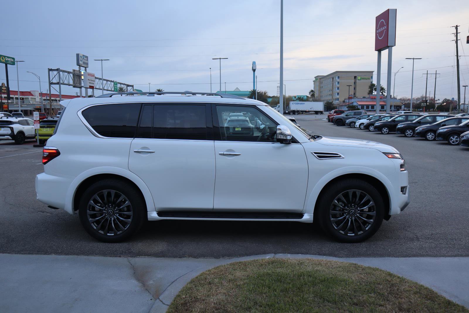 Certified 2024 Nissan Armada Platinum w/ Cargo Package image 11