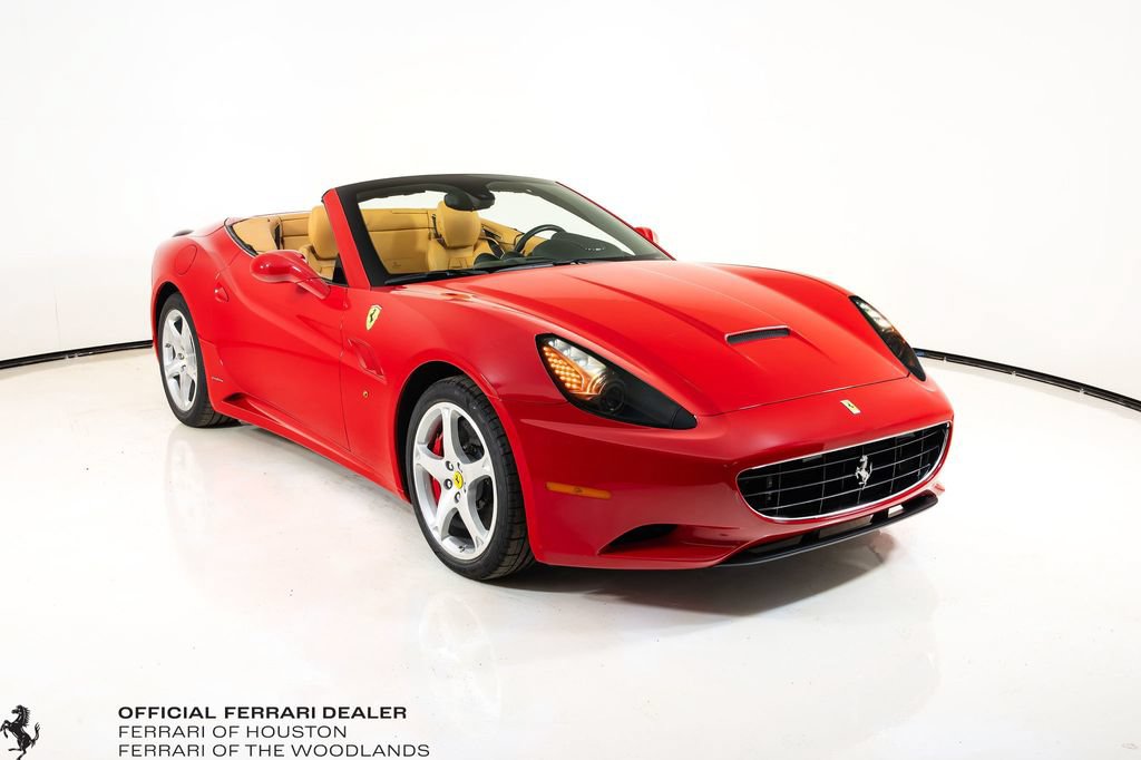 Used 2010 Ferrari California RWD image 1