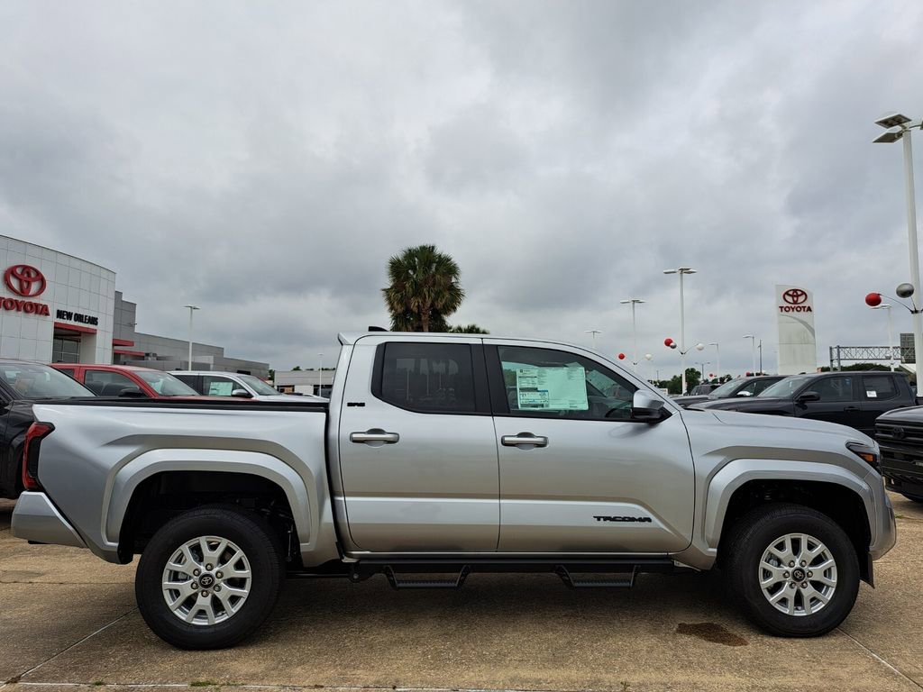 New 2026 Toyota Tacoma SR5 AWD/4WD image 4