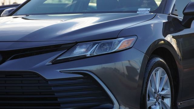 Used 2024 Toyota Camry LE image 4