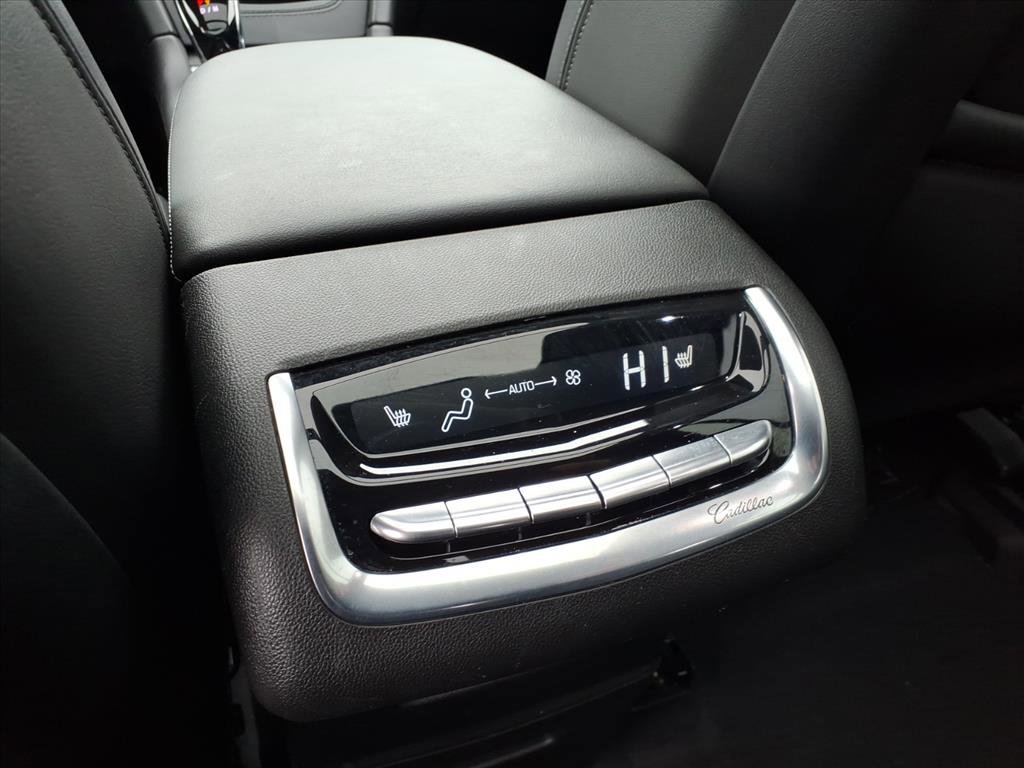 Certified 2024 Cadillac XT6 Premium Luxury w/ LPO, Floor Liner Package image 20