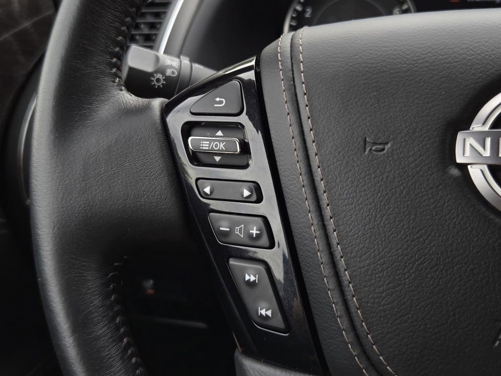 Certified 2022 Nissan Armada Platinum RWD image 31