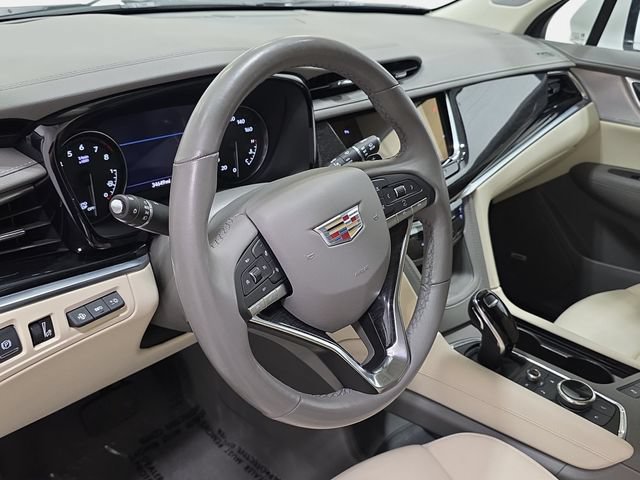 Certified 2022 Cadillac XT6 Premium Luxury w/ Technology Package AWD/4WD image 12