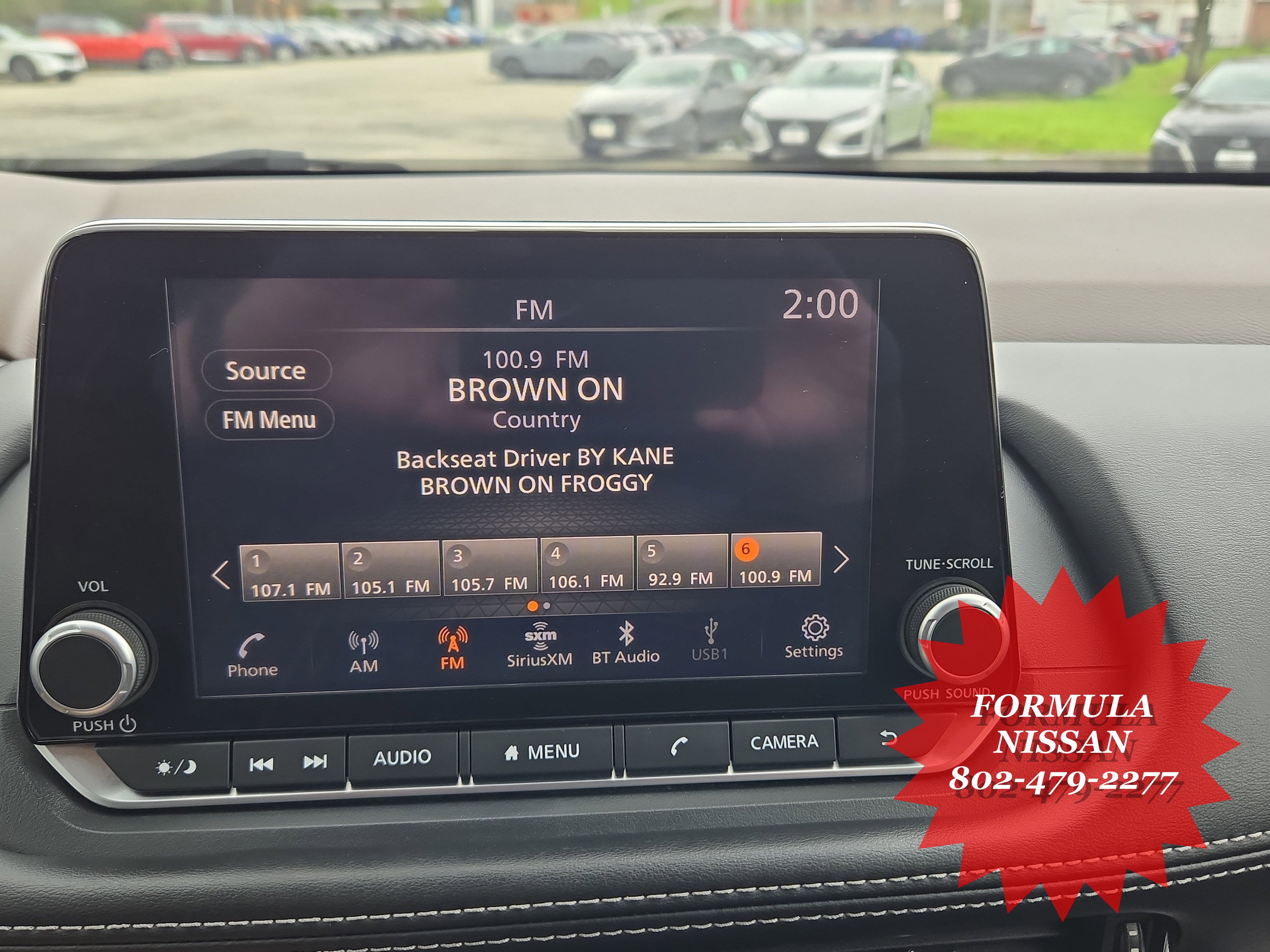 Used 2023 Nissan Rogue SV image 19