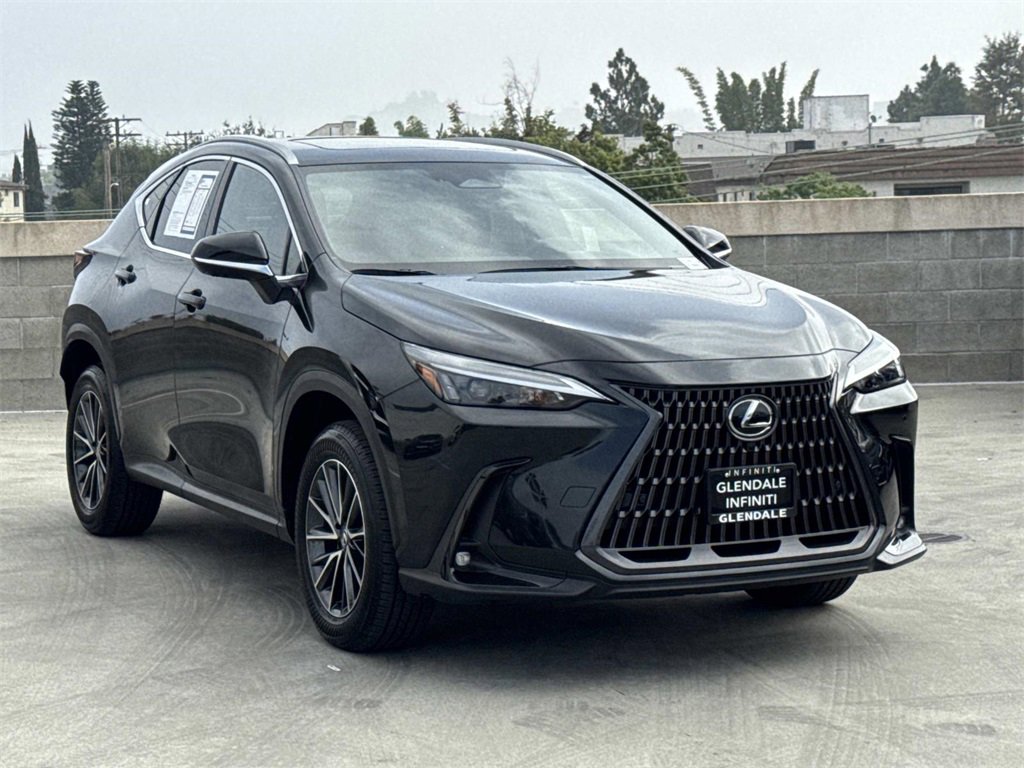 Used 2025 Lexus NX 350 AWD w/ Premium Package image 2