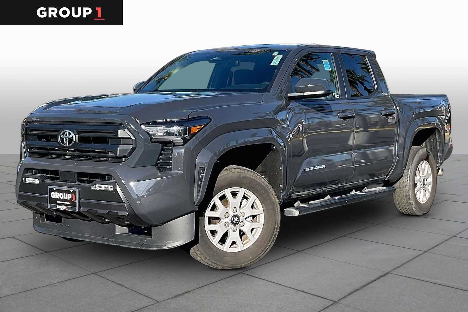 Certified 2025 Toyota Tacoma SR5 AWD/4WD image 1