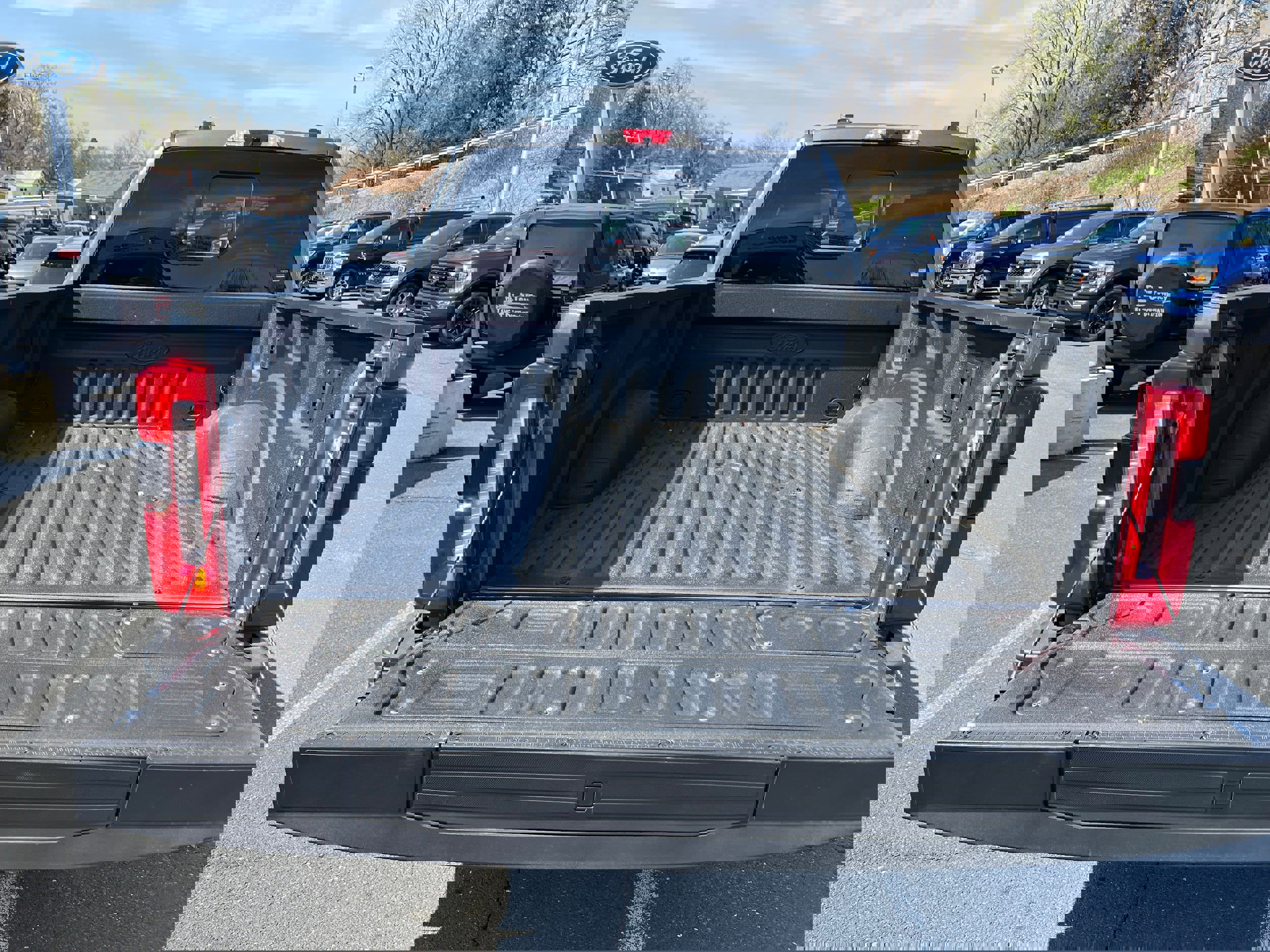 Used 2024 Ford F250 XLT w/ XLT Premium Package image 7