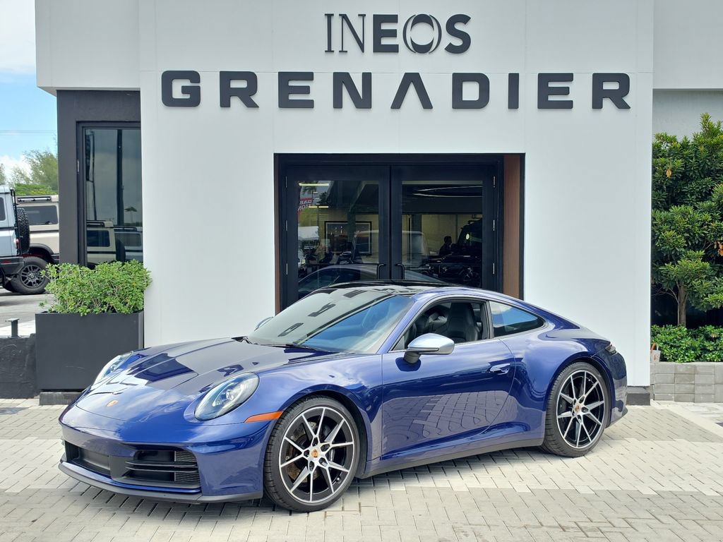 Used 2026 Porsche 911 Carrera T RWD image 2