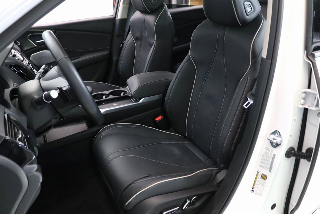 Used 2025 Acura RDX SH-AWD w/ Advance Package image 2