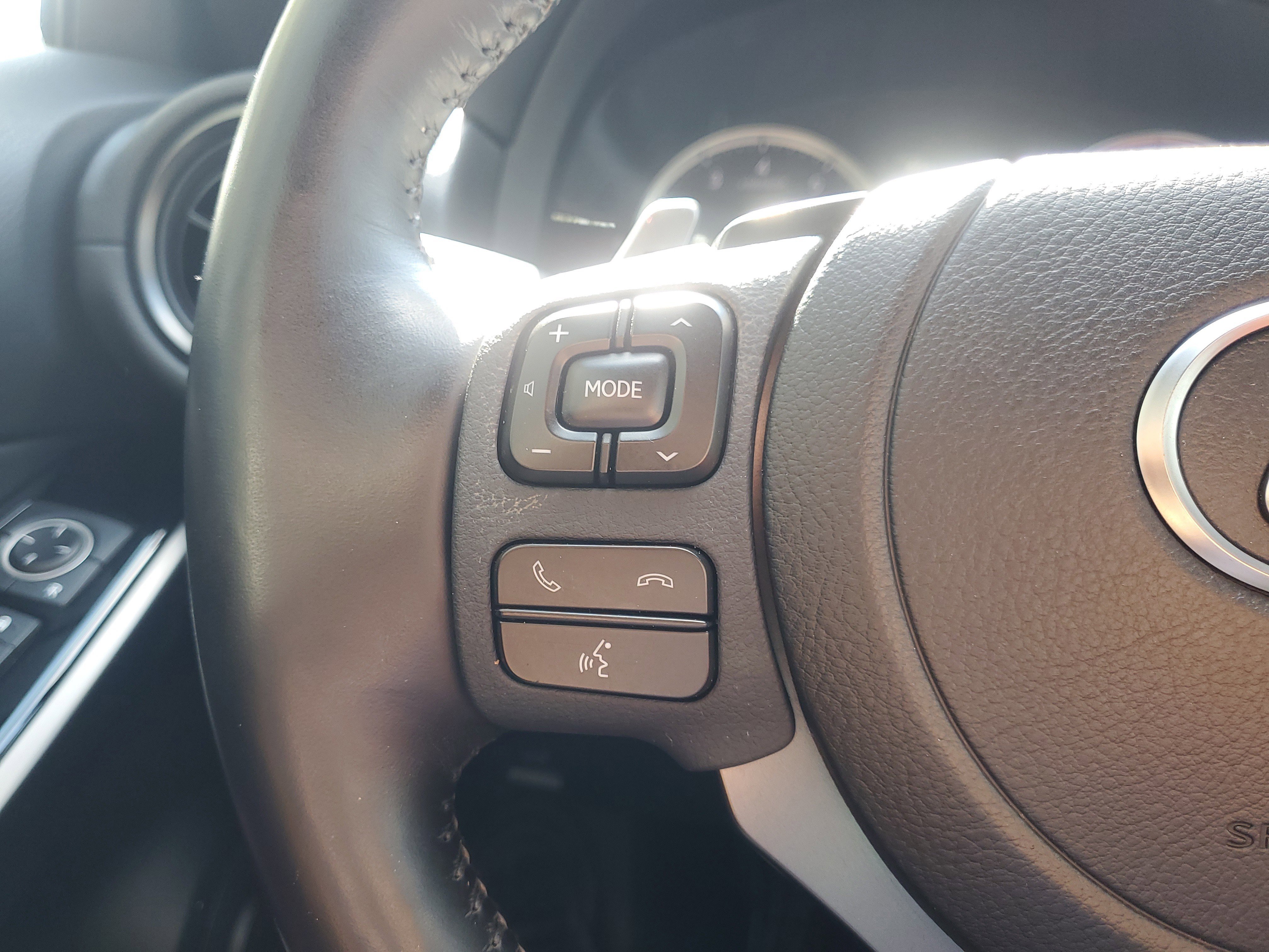 Used 2024 Lexus IS 300 w/ Comfort Package image 21