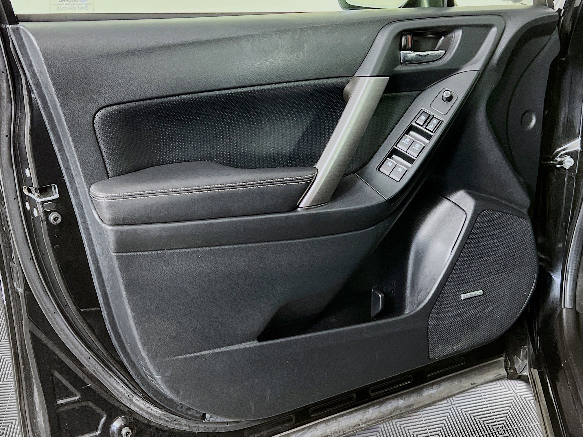 Used 2017 Subaru Forester 2.5i Limited w/ Popular Package #2 image 19