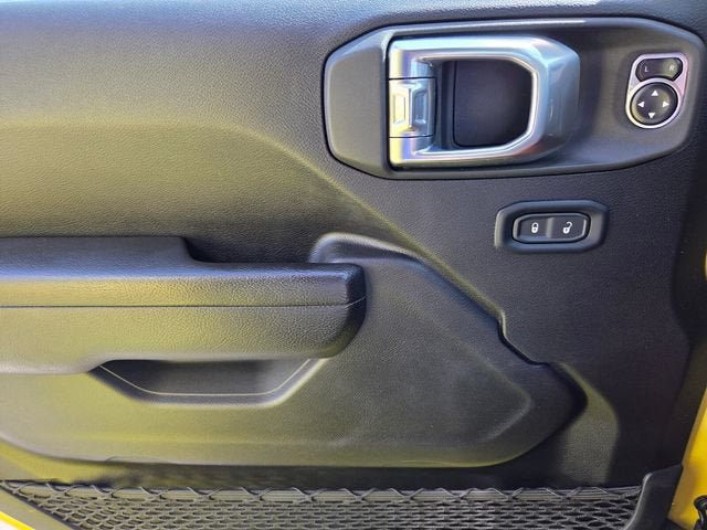 Used 2024 Jeep Gladiator Overland AWD/4WD image 33
