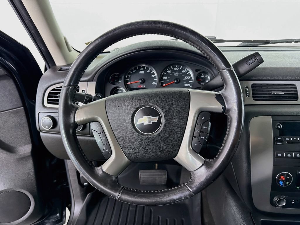 Used 2008 Chevrolet Avalanche LT w/ LT Preferred Equipment Group AWD/4WD image 13