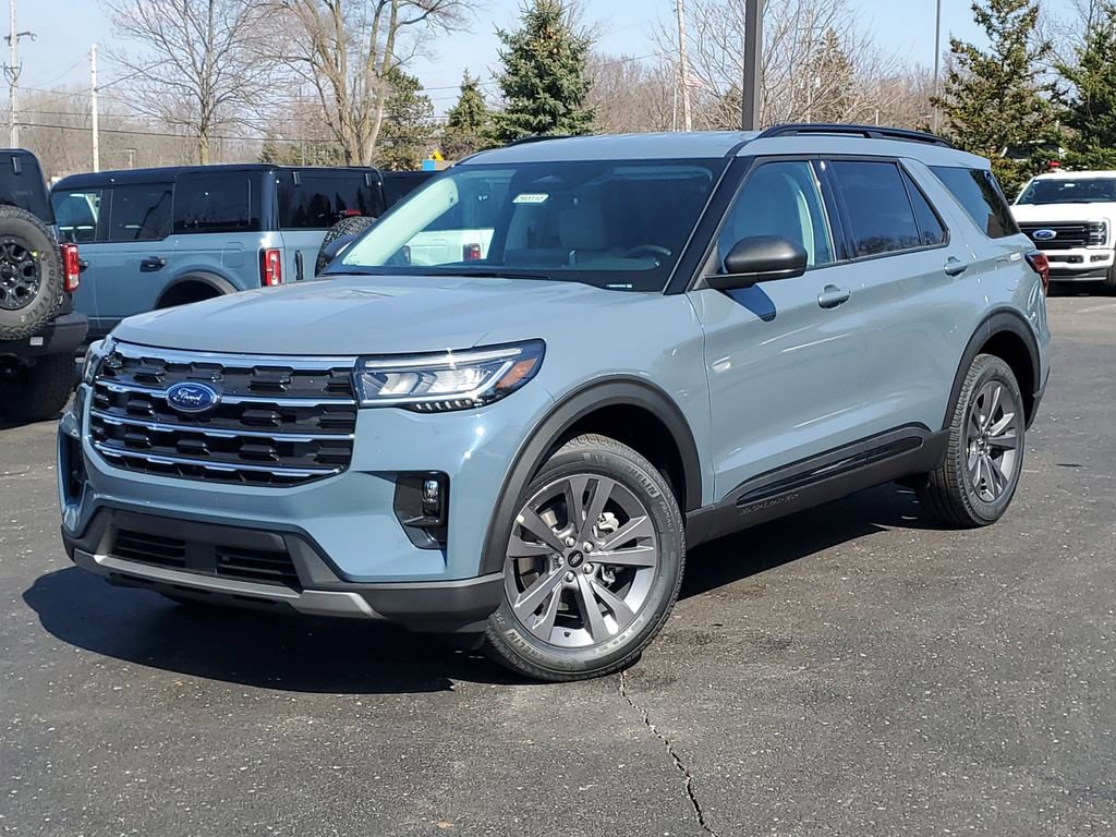 New 2026 Ford Explorer Active image 1