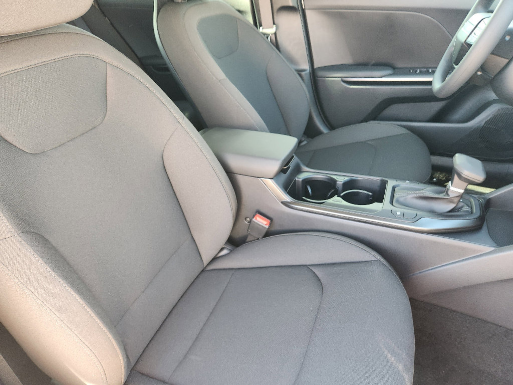 New 2026 Kia K4 LXS image 10