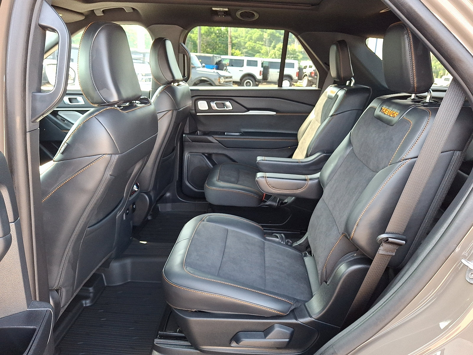Used 2026 Ford Explorer Tremor w/ Tremor Ultimate Package AWD/4WD image 10