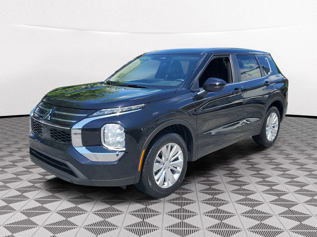 New 2026 Mitsubishi Outlander ES image 3