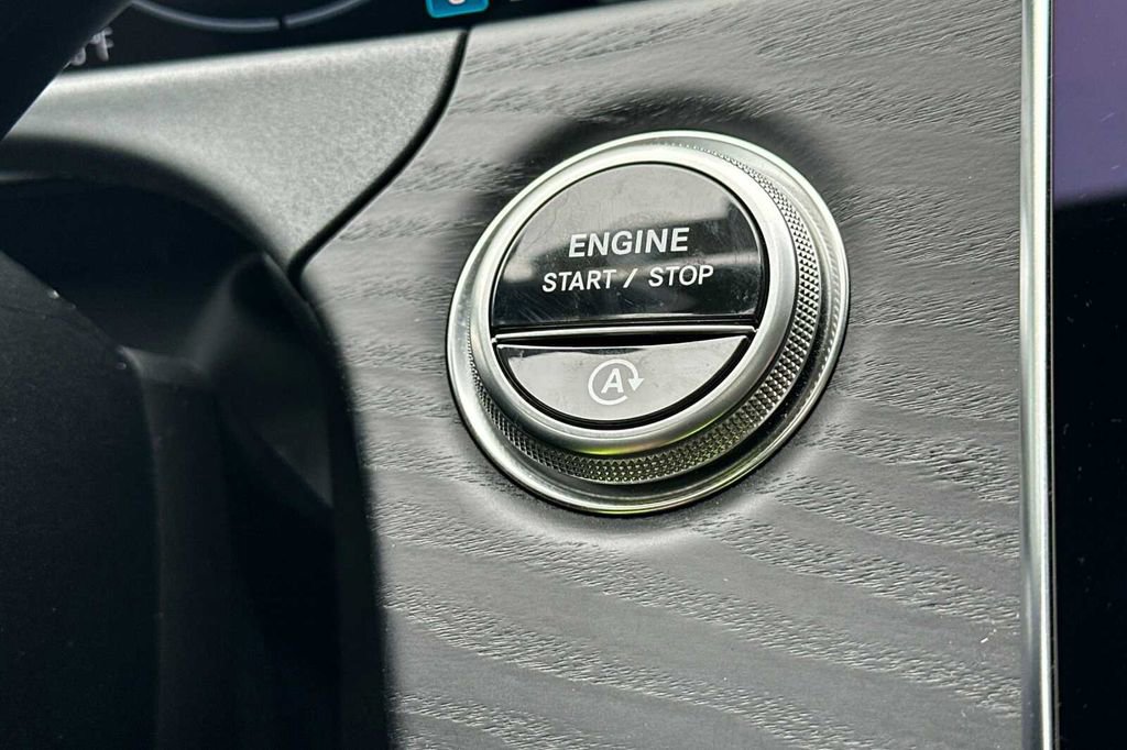 Certified 2025 Mercedes-Benz E 350 Sedan image 27
