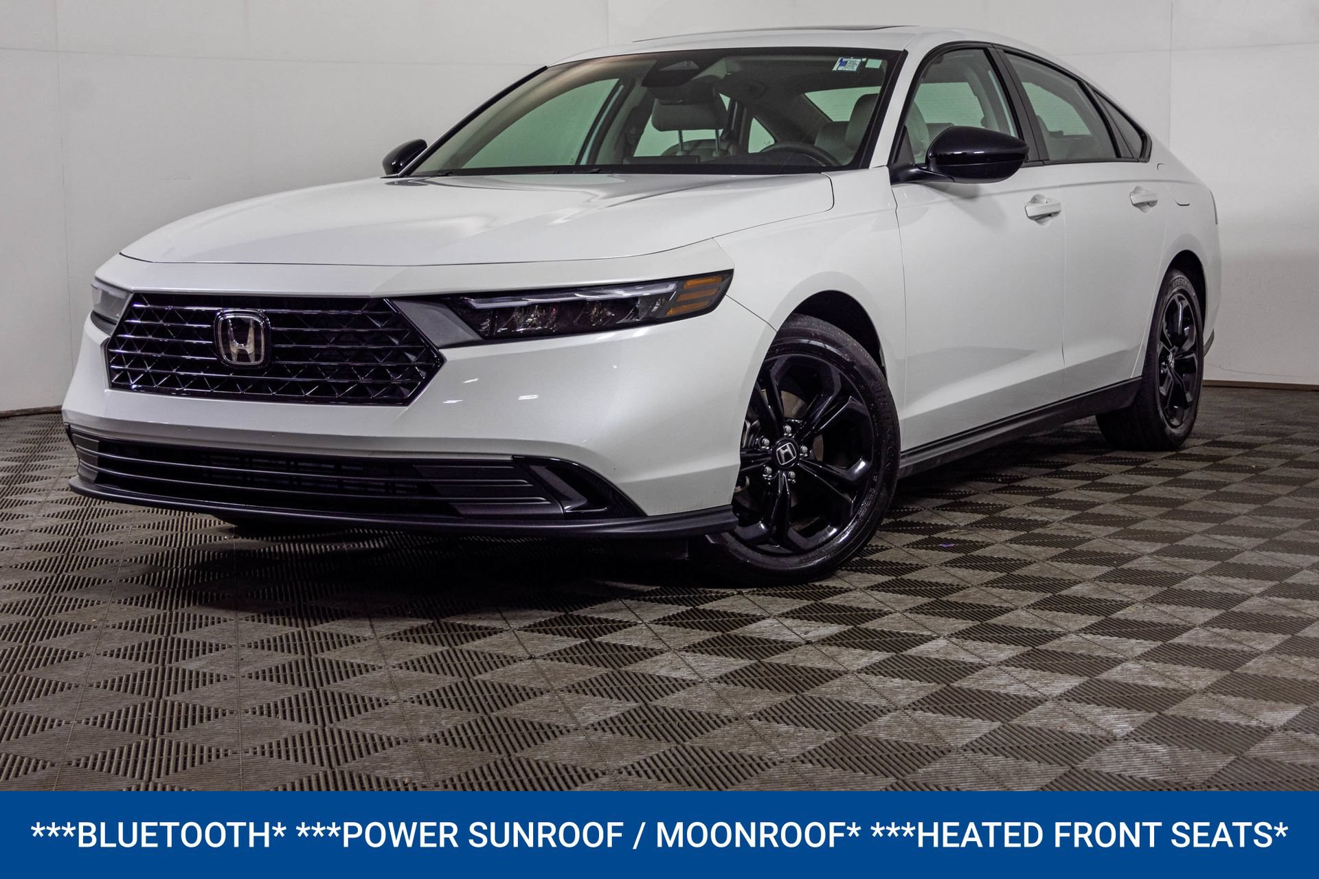 Used 2025 Honda Accord SE image 2