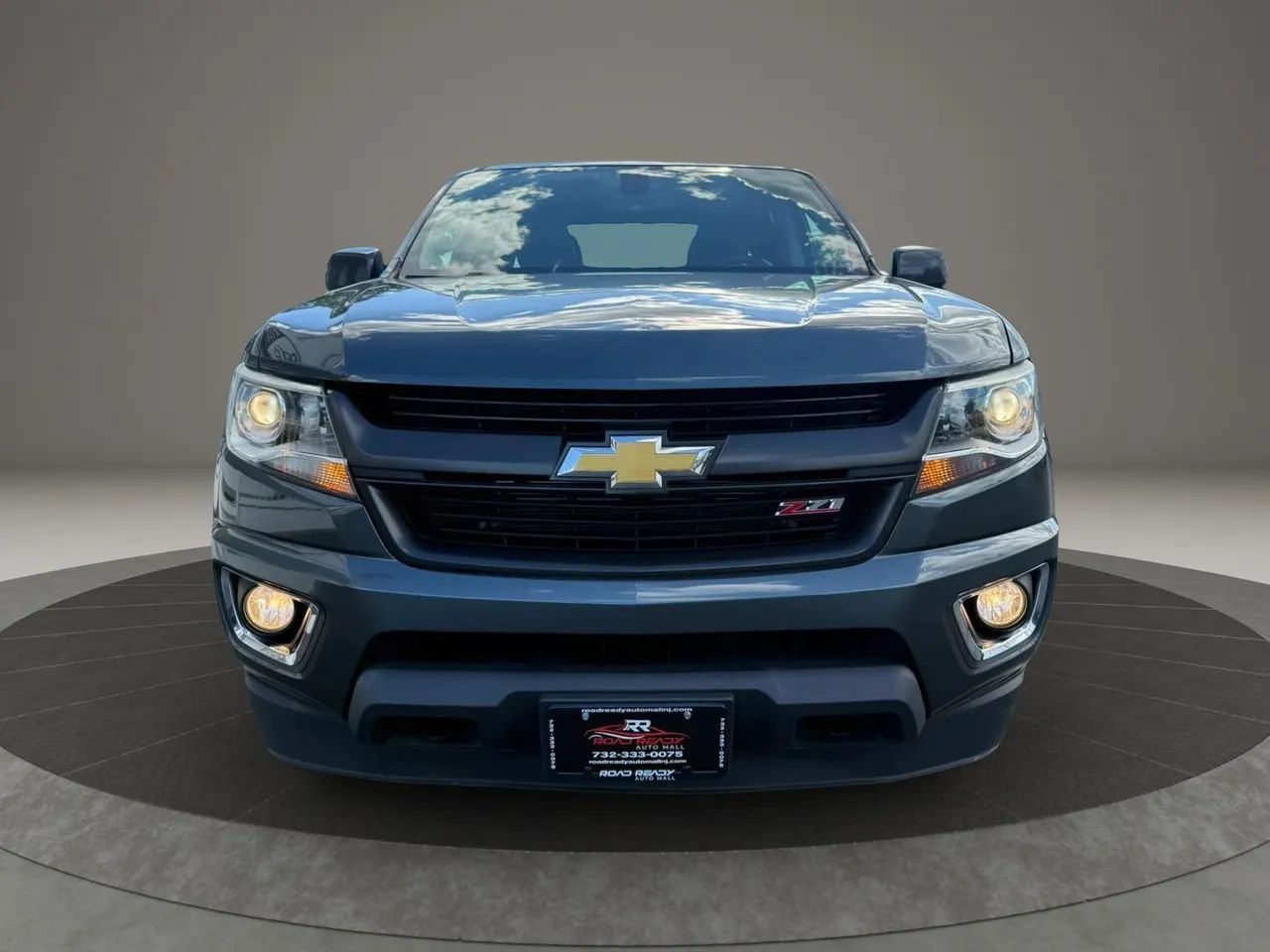 Used 2015 Chevrolet Colorado Z71 AWD/4WD image 3