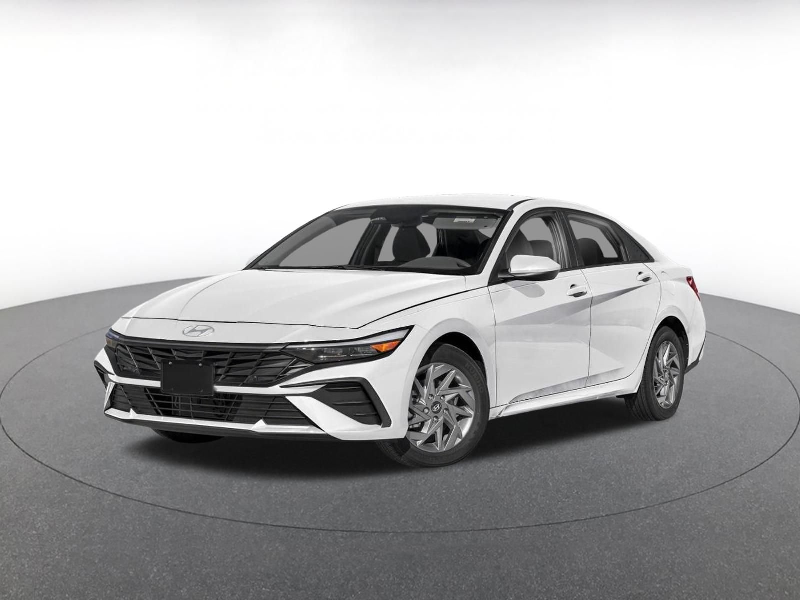 Used 2026 Hyundai Elantra Hybrid FWD image 3