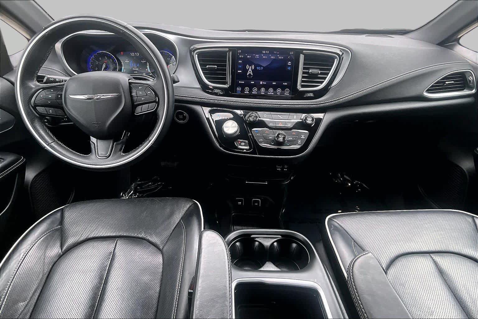 Used 2018 Chrysler Pacifica Limited w/ S Appearance Package FWD image 15