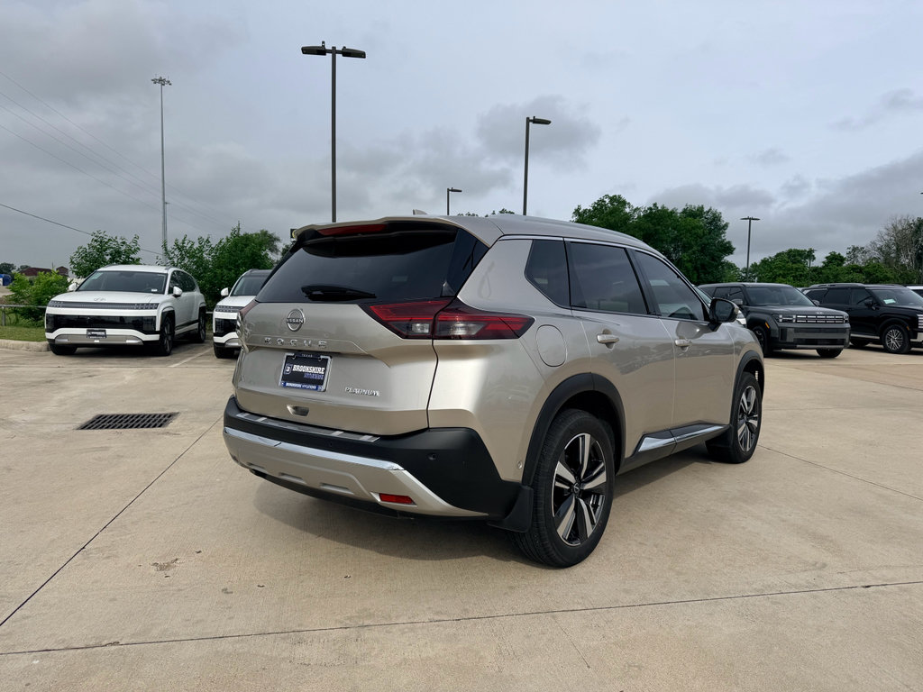 Used 2023 Nissan Rogue Platinum FWD image 5