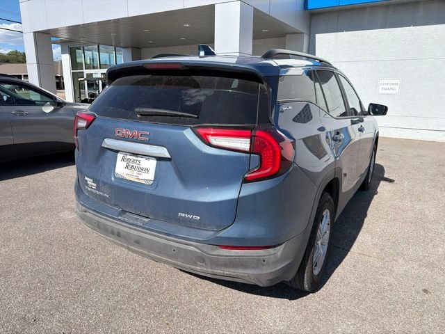 Used 2024 GMC Terrain SLE w/ Driver Convenience Package AWD/4WD image 17
