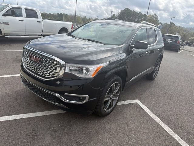 Used 2019 GMC Acadia Denali image 3
