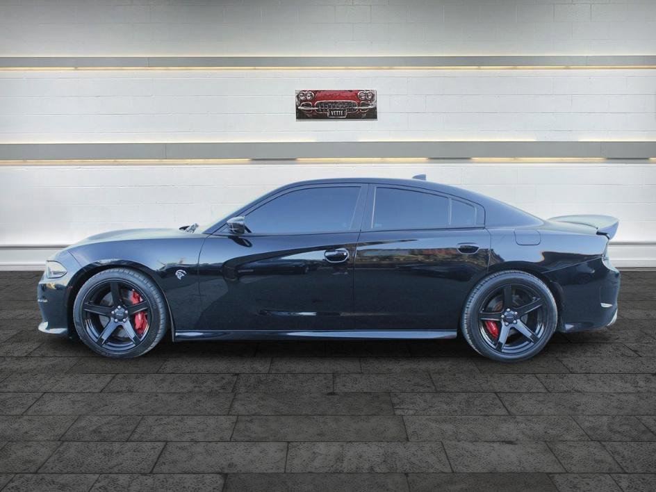 Used 2018 Dodge Charger SRT Hellcat w/ Harman/Kardon Audio Group RWD image 5