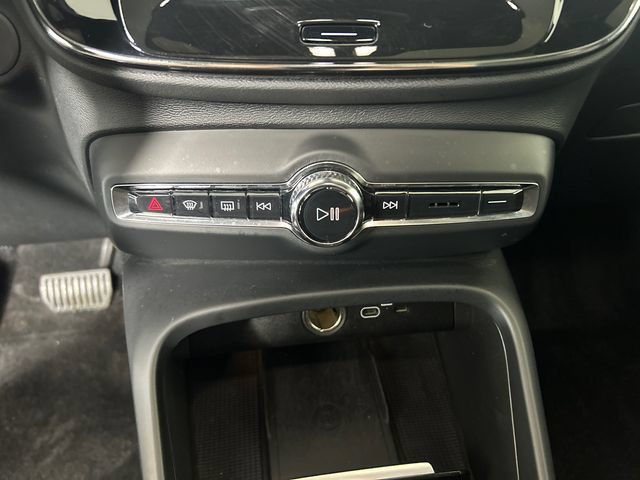 Used 2023 Volvo C40 P8 Recharge Plus AWD/4WD image 20