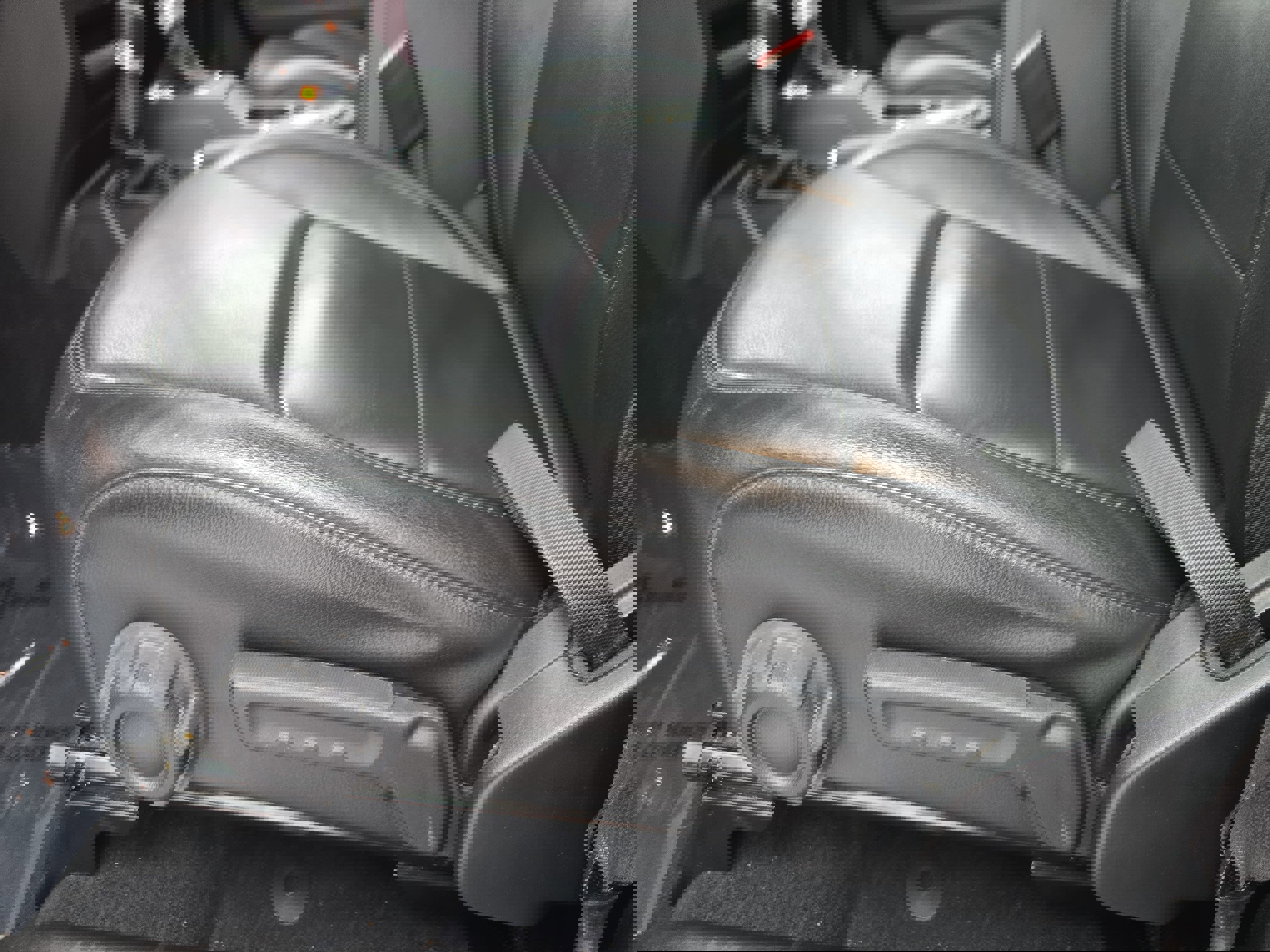 Used 2021 Jeep Wrangler Unlimited Sahara image 28