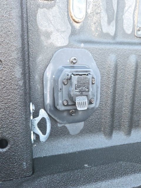 Used 2017 Ford F250 XLT w/ XLT Premium Package image 10