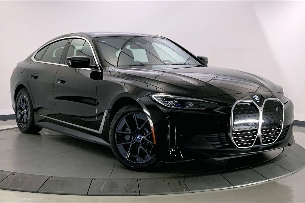 Certified 2023 BMW i4 eDrive35 w/ Premium Package RWD image 31