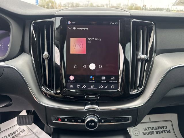 Used 2024 Volvo XC60 B5 Core w/ Protection Package Premier image 16