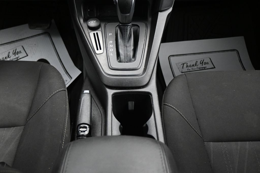 Used 2018 Ford Focus SE FWD image 18