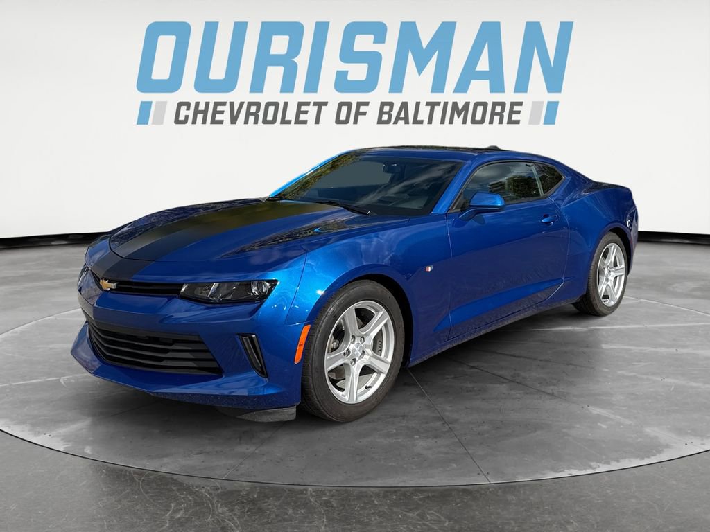 Used 2018 Chevrolet Camaro LT image 2