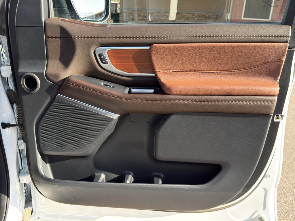 Used 2025 Ford Expedition Max King Ranch AWD/4WD image 18