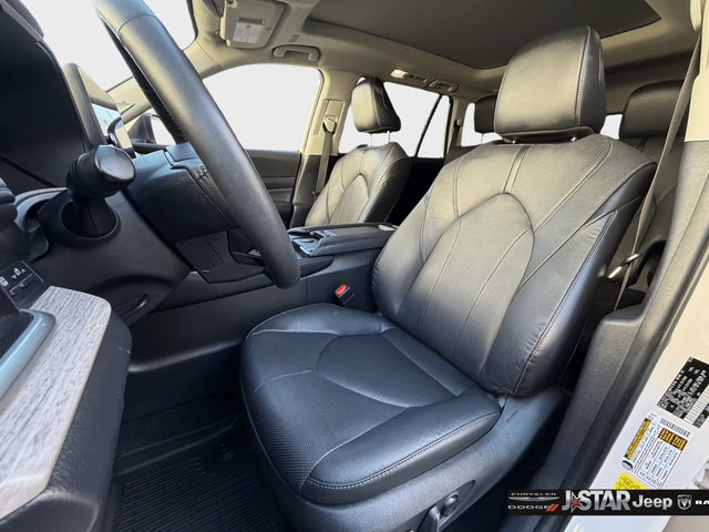 Used 2024 Toyota Grand Highlander FWD image 10