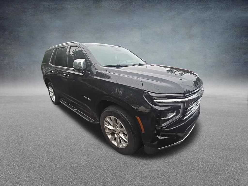 Used 2025 Chevrolet Tahoe Premier AWD/4WD image 2