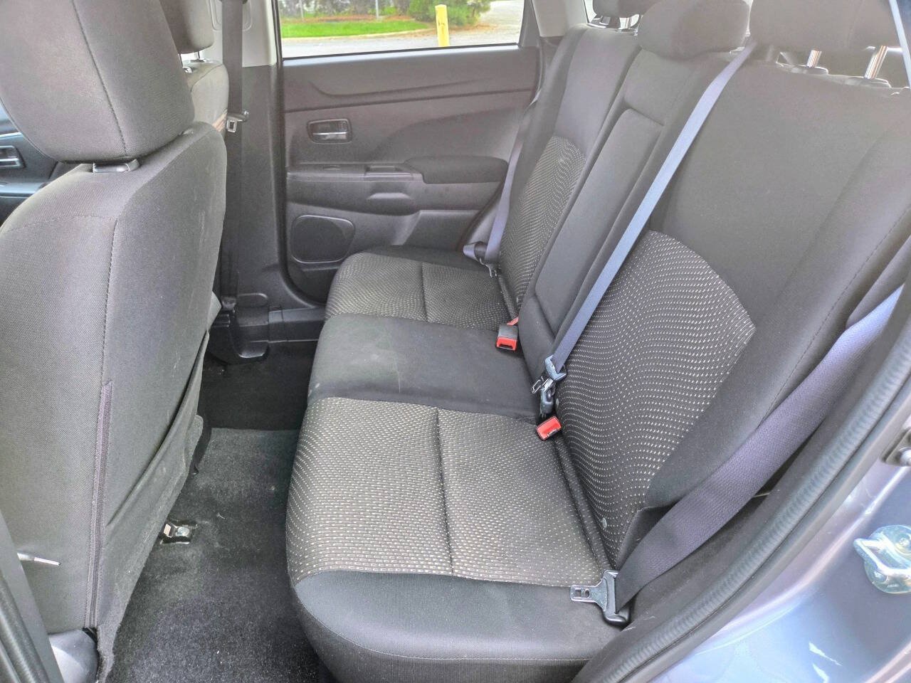 Used 2016 Mitsubishi Outlander Sport ES FWD image 11