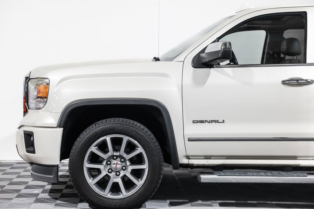 Used 2015 GMC Sierra 1500 Denali w/ Driver Alert Package image 13