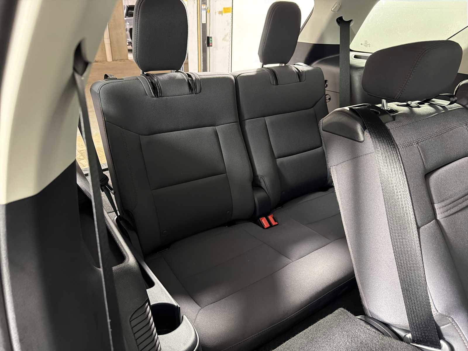 Used 2025 Ford Explorer Active image 26