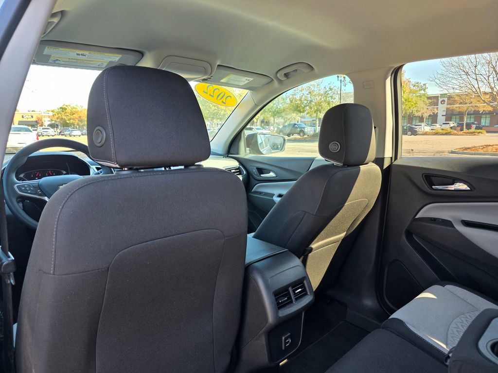 Used 2022 Chevrolet Equinox LS w/ LS Convenience Package image 29
