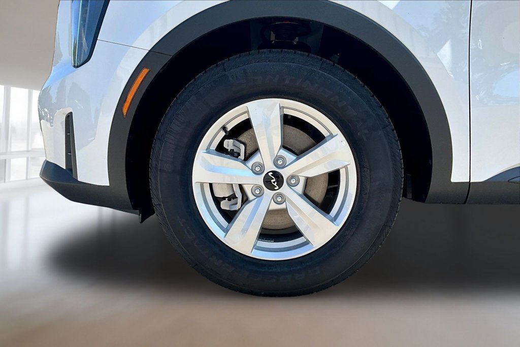 New 2026 Kia Sorento LX FWD image 13